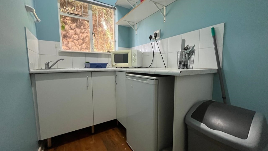  Bedroom Property for Sale in Jeffreys Bay Central Eastern Cape